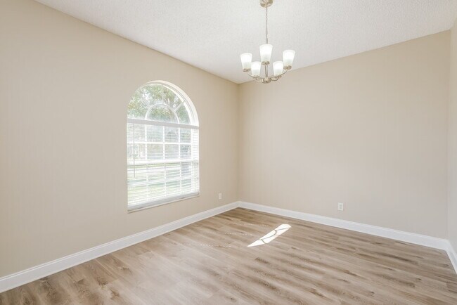 Building Photo - 5213 Watson Rd