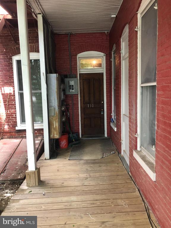 Building Photo - 130 S Potomac St