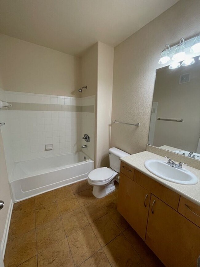 Building Photo - Gardens of Bridgehampton