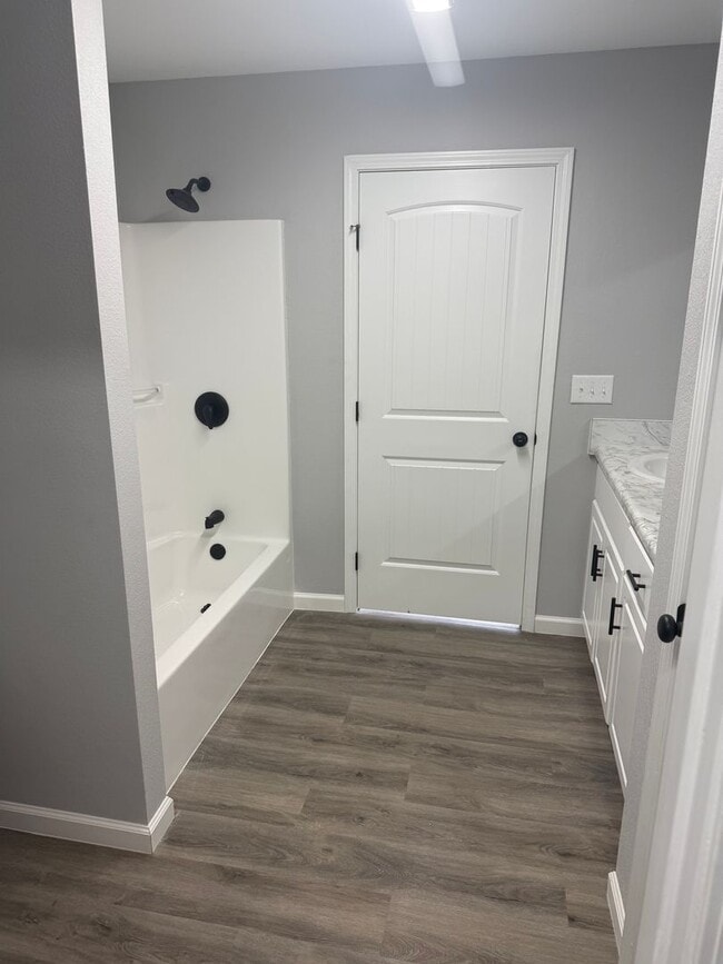 Building Photo - 3 Bed 2 Bath New Construction Home