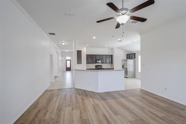 Building Photo - 4009 Pecan Meadow Dr