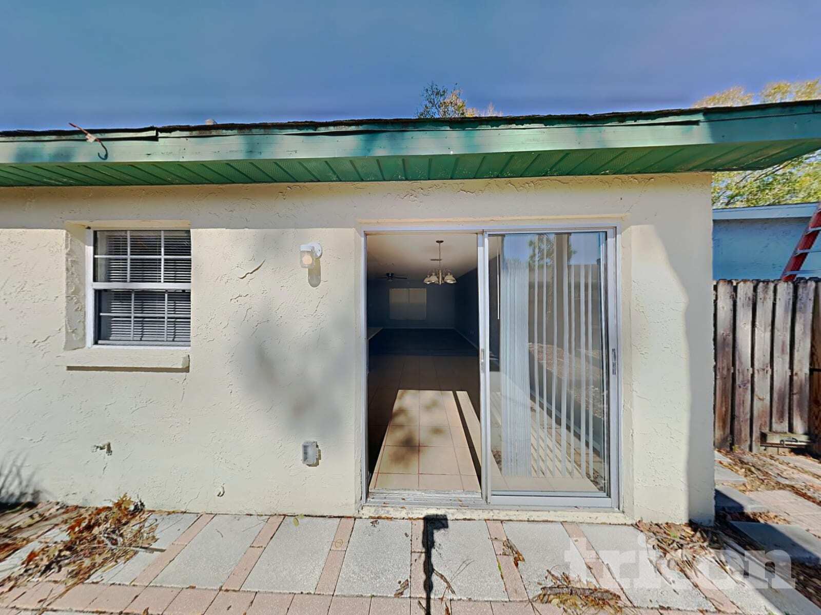 Building Photo - 1913 Hudson Ct