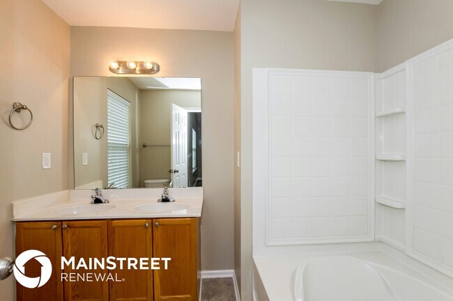 Building Photo - 4113 Hathaway Hills Dr