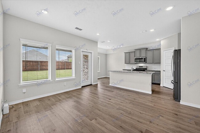 Building Photo - 9808 High Banker Dr