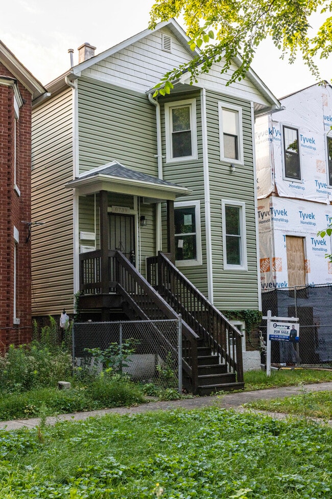 Building Photo - 8739 S Colfax Ave