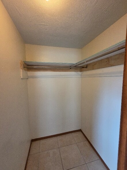 Building Photo - 7144 Stone Rd