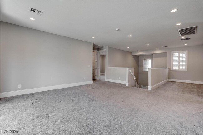 Building Photo - 11952 Girasole Ave