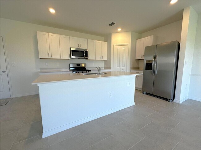 Building Photo - 11819 Cloverly Ln