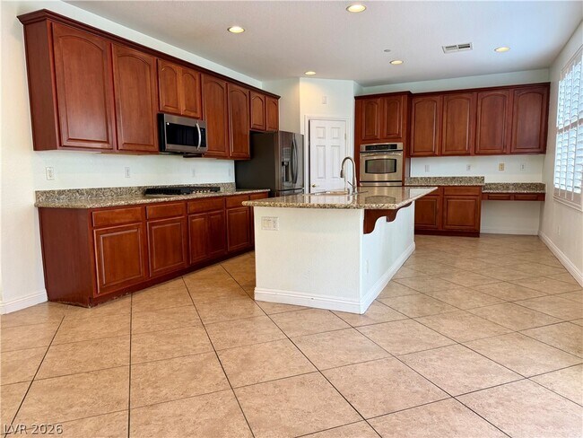 Building Photo - 7873 Sleeping Lily Dr