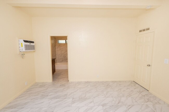 Building Photo - 1357-59 Marline Ave