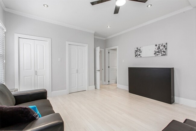 Building Photo - 4719 Junius St