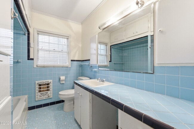 Building Photo - 418 Marguerite Blvd