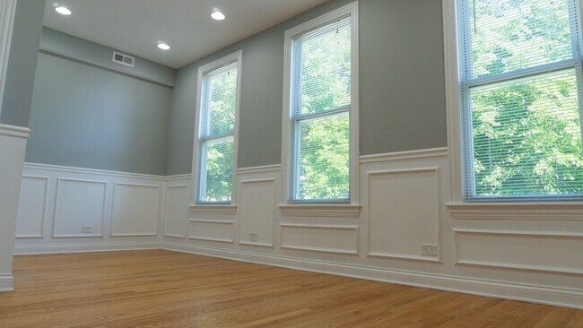 Building Photo - 2908 N Dawson Ave