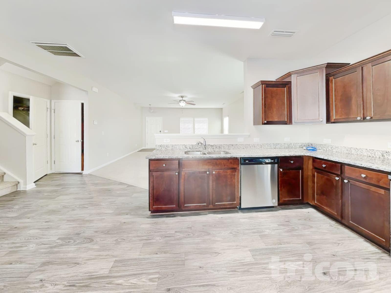 Building Photo - 3545 Saddlebrook Dr