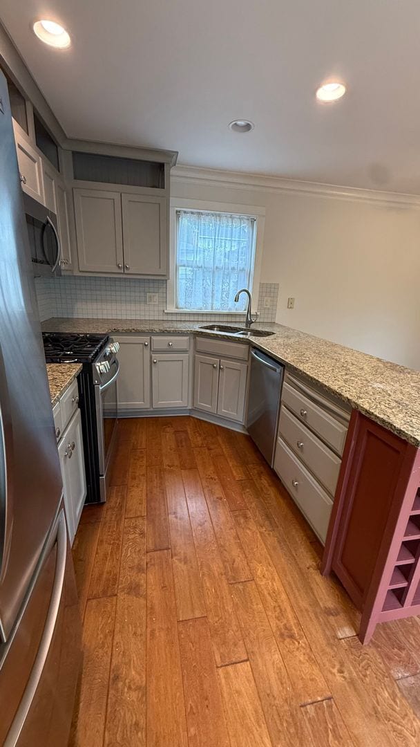 Building Photo - Spacious single-family home located in Southwest