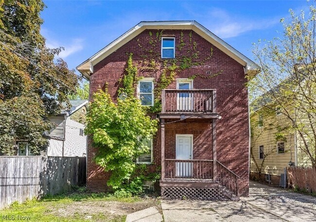 Building Photo - 11415 Fidelity Ave