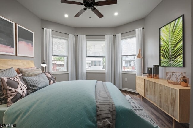 Building Photo - 249 S Burnet St