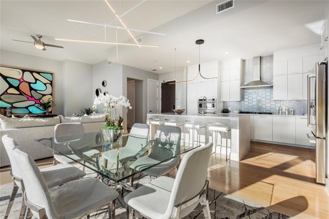 Building Photo - 3031 Oliver St