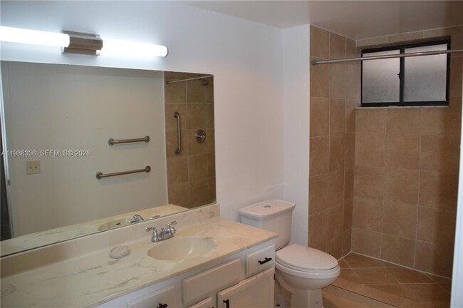 Building Photo - 461 Ives Dairy Rd