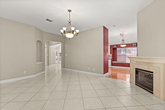 Building Photo - 4503 Summer Lakes