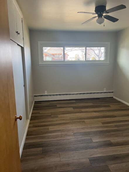 Building Photo - 1235 10th St W