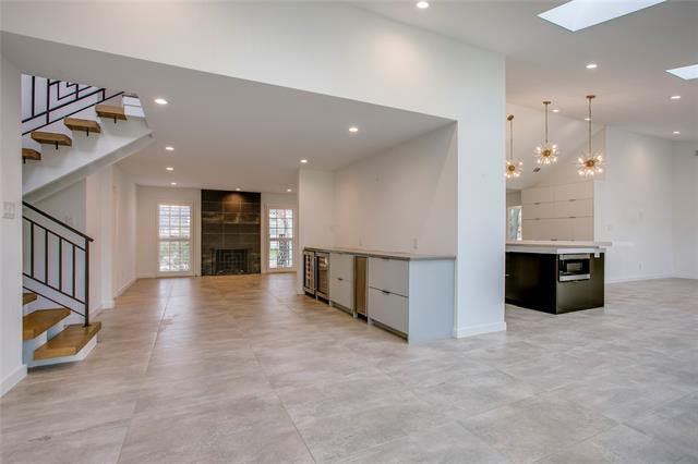 Building Photo - 2045 Marydale Rd