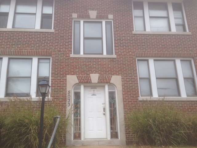 Front of the building - 5033 Devonshire Ave
