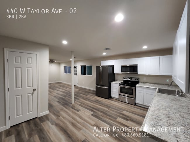 Building Photo - 440 W Taylor Ave