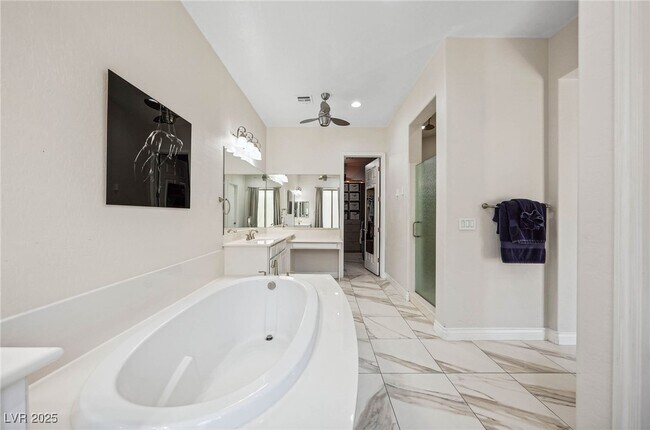Building Photo - 47 Grand Masters Dr