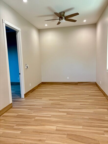 Building Photo - 537 S 96th St