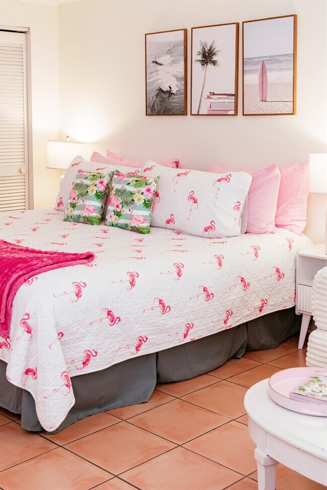 Building Photo - 519 28th St