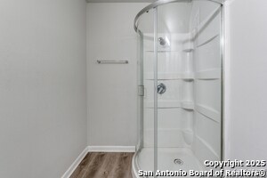 Building Photo - 5027 Blue Bonnet St