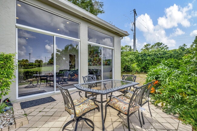 Building Photo - 10891 Fairmont Village Dr