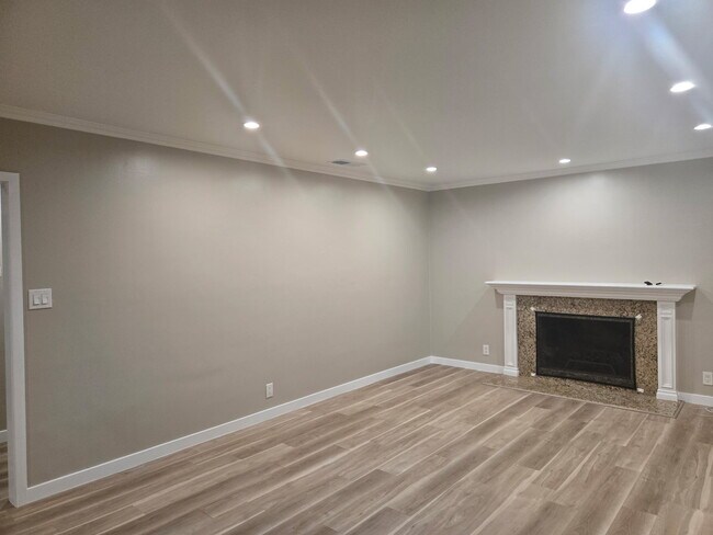 Building Photo - 12715 Glynn Ave