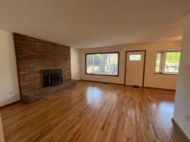 Building Photo - 3Bd/1Ba Home in Ardenwald-Johnson Creek Ne...