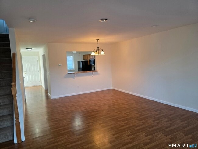 Building Photo - 148 Mathewson St