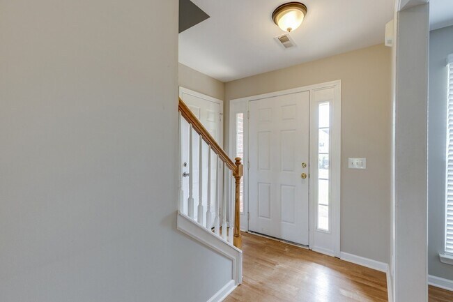 Building Photo - 4017 Cadence Dr