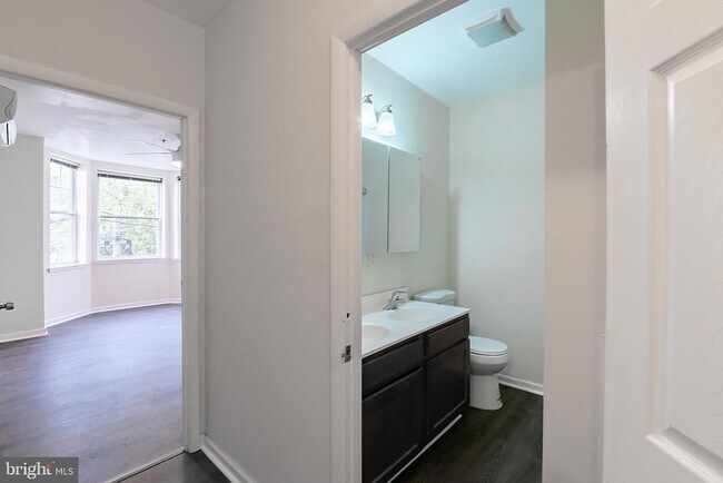 Building Photo - 1501 W Allegheny Ave