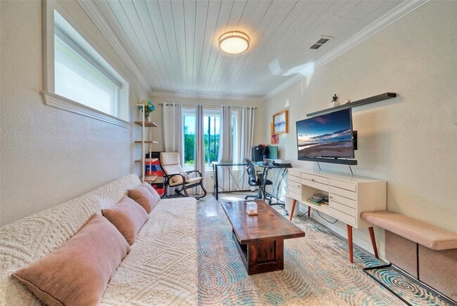 Building Photo - 5513 Great Divide Dr