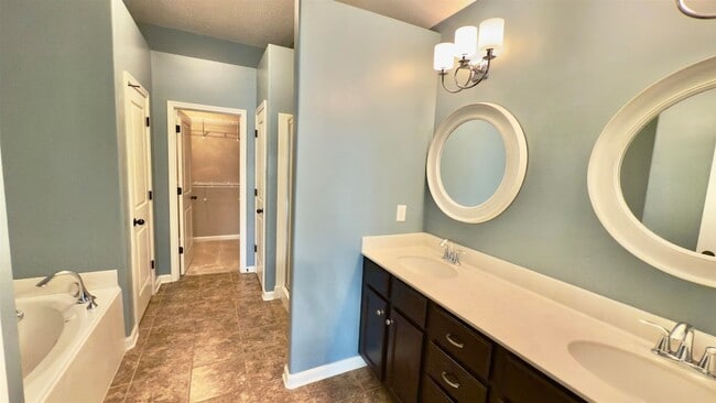 Building Photo - 5110 Oliver Grove Ln