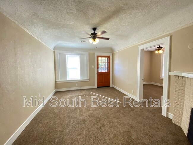 Building Photo - 1510 W 26th St