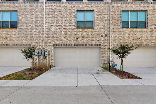 Building Photo - 8168 Foraker St