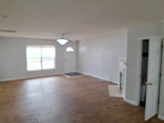 Building Photo - Wonderful Four Bedroom Home Located in Nor...