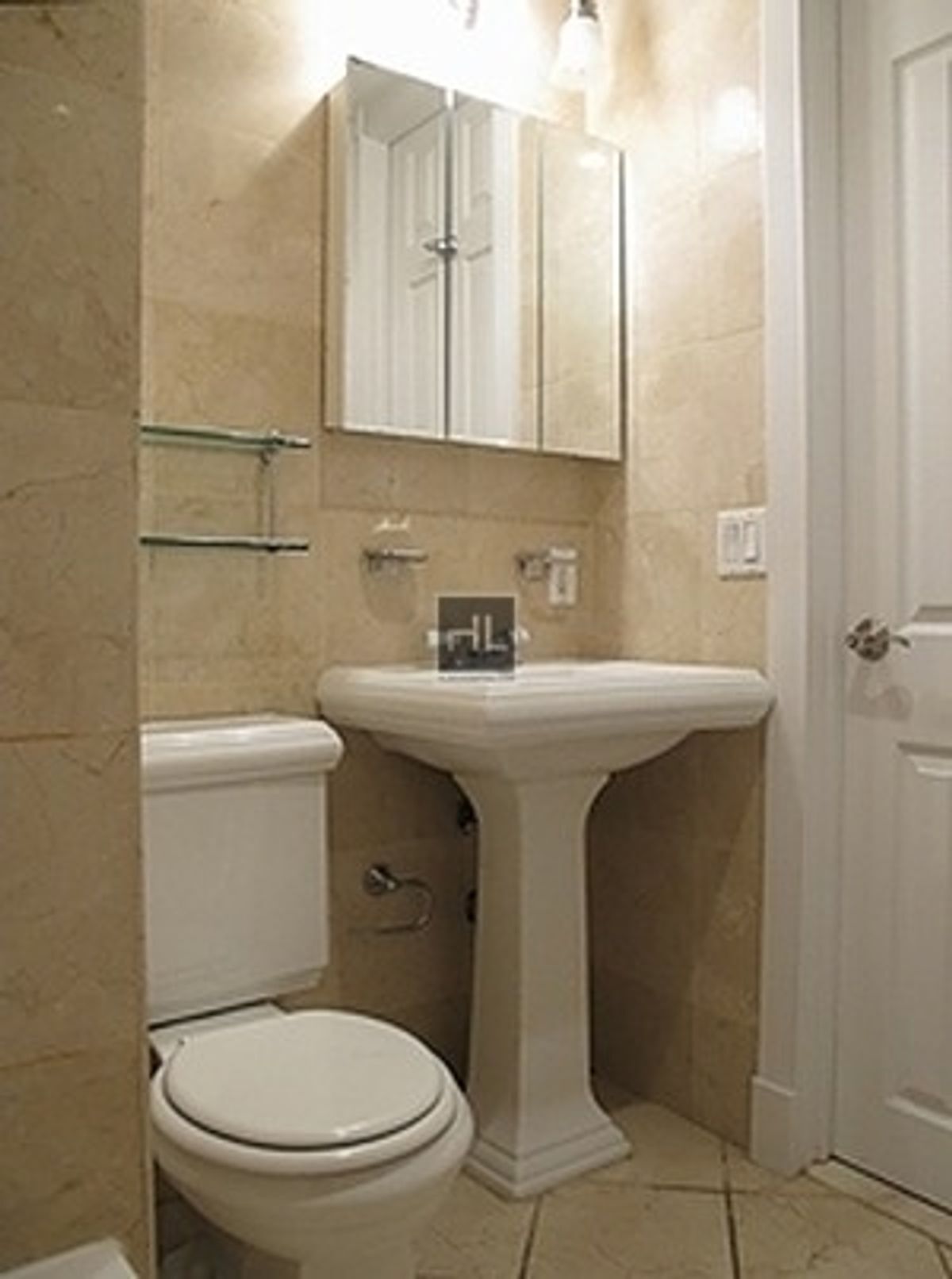 Building Photo - Christopher Street