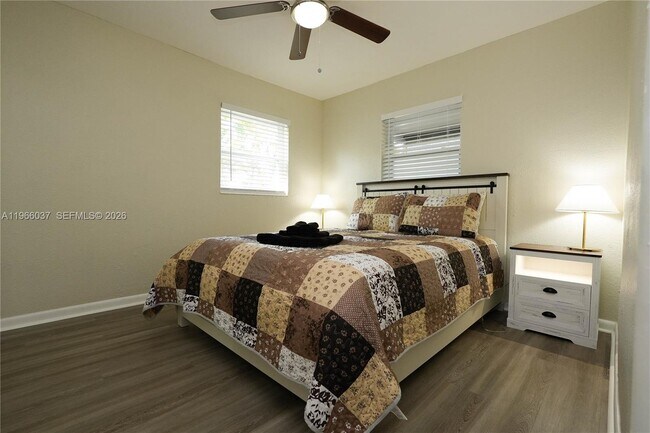 Building Photo - 742 Granada St