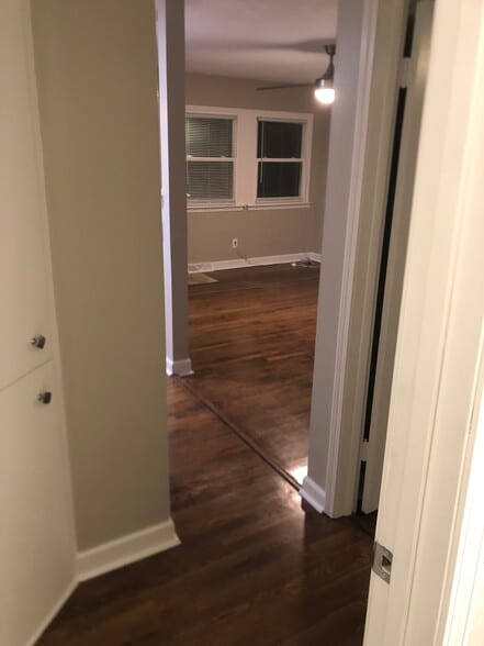 Building Photo - 1740 N 50th Ter