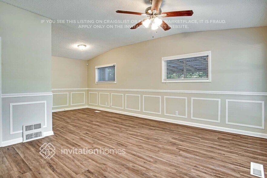 Building Photo - 1538 Belva Ave