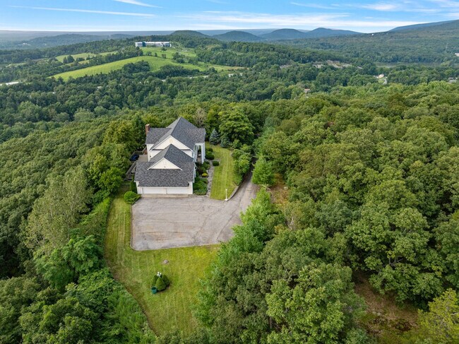 Building Photo - 321 Museum Village Rd