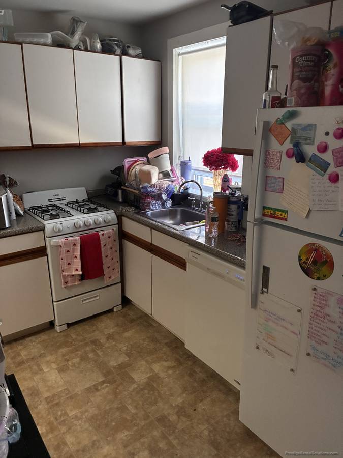 Building Photo - 30 Russell St