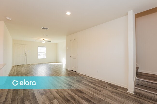 Building Photo - 306 Pvt Rd